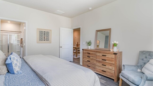 517 Captiva Row Ln, Florence, SC 29505 - photo 2