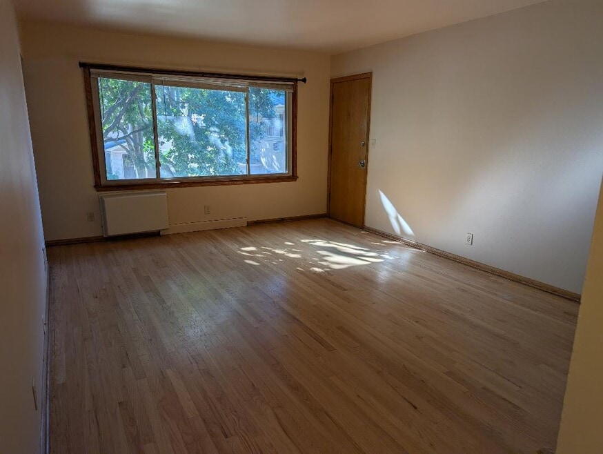 2123 S 108th St unit 3, West Allis, WI 53227 - photo 1