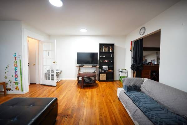 67-76 Dartmouth St, Queens, NY 11375 - photo 5