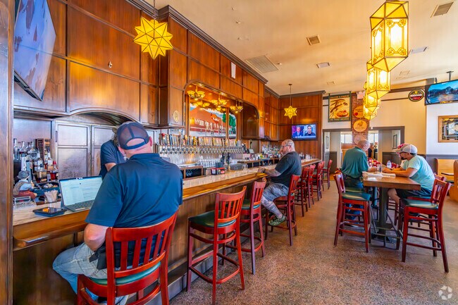 Downtown Hickory and the great entertainment like Hickory Station is seconds away from Kenworth.