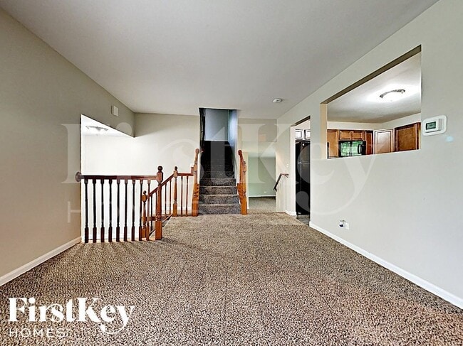 42 Deerpath Rd, Matteson, IL 60443 - photo 3