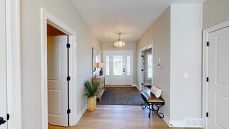 52 Knoche Way St Unit 37409047, Orchard Park, NY 14127