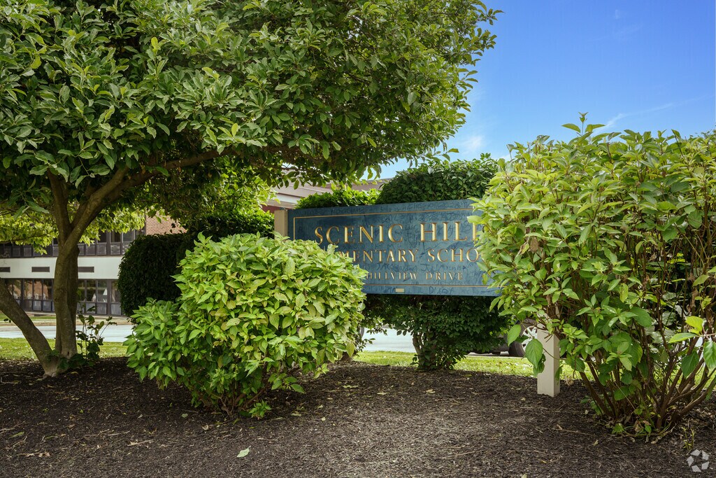 Scenic Hills Elementary School is an institution it its Springfield neighborhood.