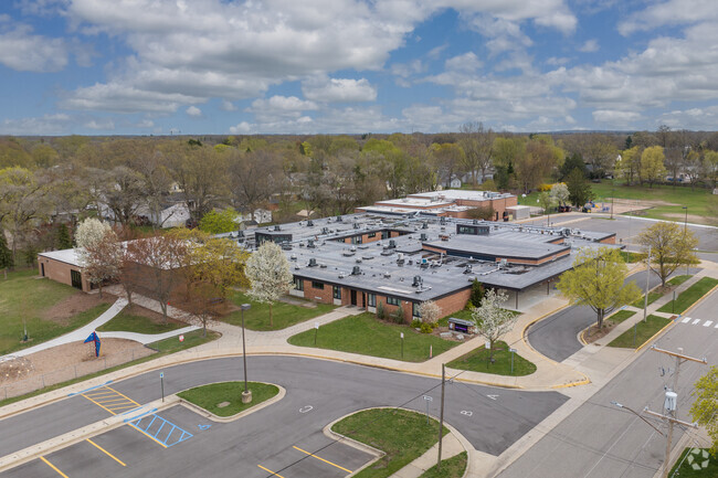 Gladiola Elementary School is on Gladiola Ave in Wyoming, MI.