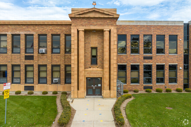 Jefferson Elementary School serves grades PK, K-5.