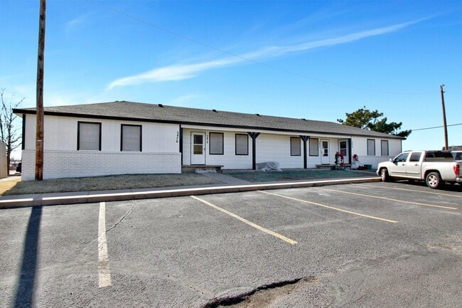 Bel Aire Oliver, Wichita, KS 67220 - photo 3