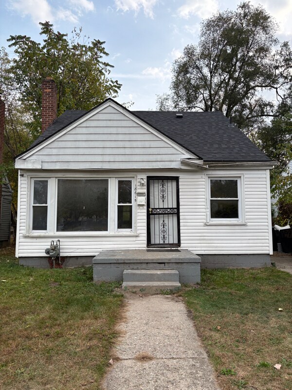 18615 Pembroke Ave, Detroit, MI 48219