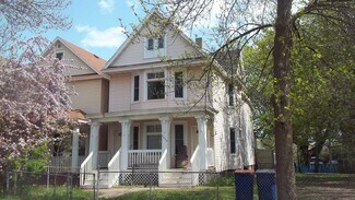 2426 W 2nd St Unit 1-First floor, Duluth, MN 55806