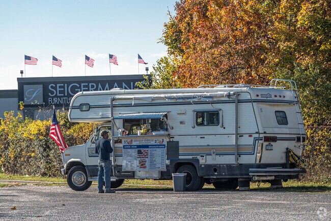 On Route 110 in East Farmingdale you will always find a good ole hot dog truck.