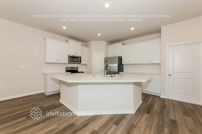 18137 Cropside Trail, Bradenton, FL 34211 - photo 6