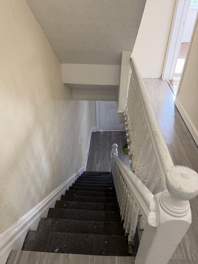 730 Middle Ave, Wilmerding, PA 15148