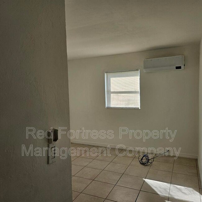 3524 South St, Fort Myers, FL 33916 - photo 2