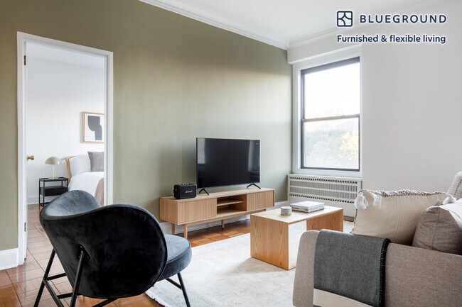 952 5th Ave unit FL6-ID998, New York, NY 10075 - photo 2