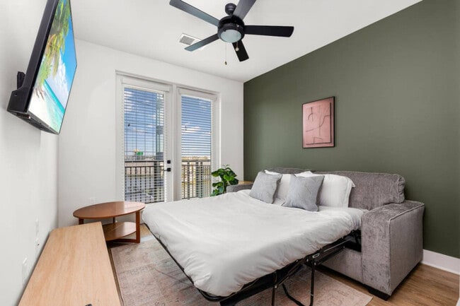 1116 Gramercy Ln unit ID1312611P, Tampa, FL 33607 - photo 5