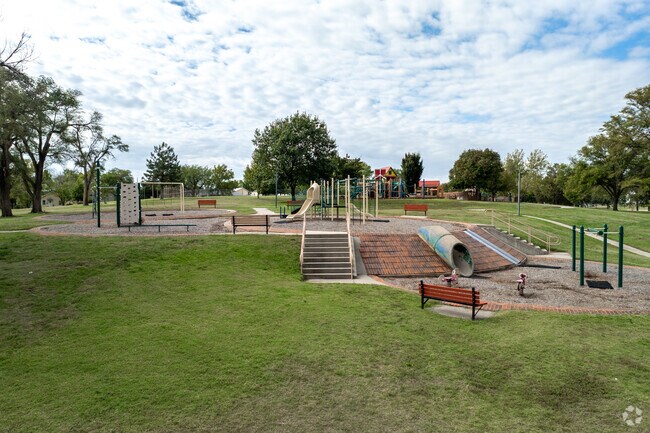 Concordia City Park is a recreational hub in the city, offering a variety of amenities.