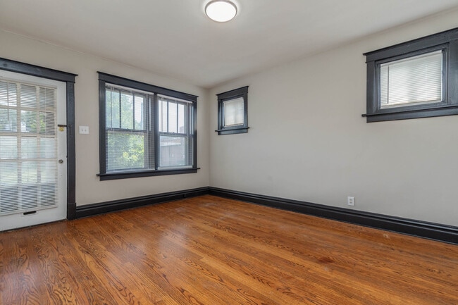 4214 Neosho St unit 1E, Saint Louis, MO 63116 - photo 7