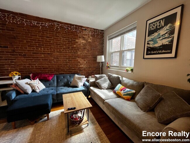 31 Stearns Rd unit 15-4, Brookline, MA 02446 - photo 5