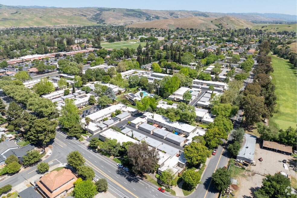 NH_Chantillery_544309_P2_V2_MC_072924