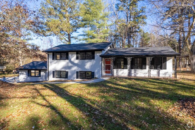 Fairburn has split-level homes covered in trees providing shade in the summer.