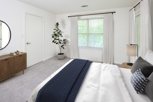 eaves West Windsor, West Windsor, NJ 08550 - photo 3