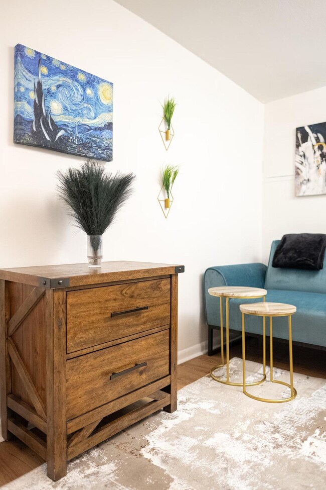 328 E 74th St unit ID1031991P, New York, NY 10021 - photo 5