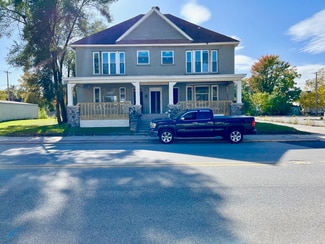 915 S Main St Unit 1BR, Elkhart, IN 46516
