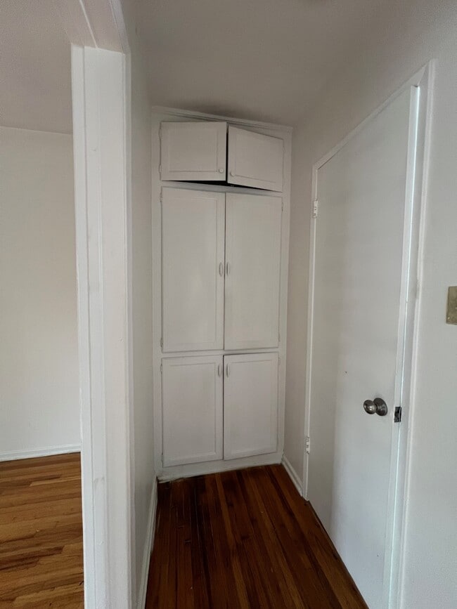 873 N Hoover St unit 873 1-2, Los Angeles, CA 90029 - photo 6