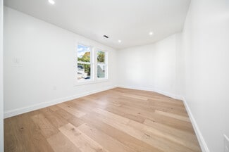 11 Knollin St Unit 2, Malden, MA 02148