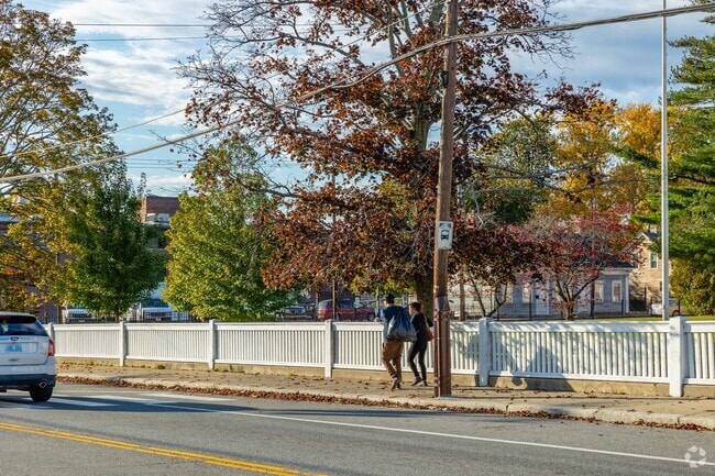 A quiet morning at one of Spectacle’s multiple public transit stops.