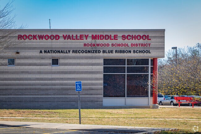 Students at Rockwood Valley Middle School benefit from Wildwood’s A-plus rated school district.