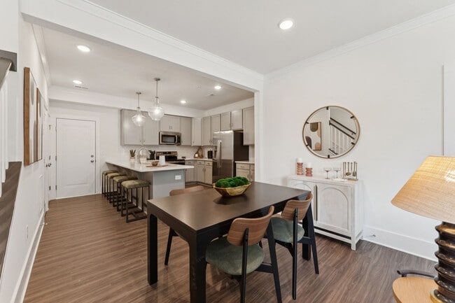 SOCA 56 unit 102, Cary, NC 27511 - photo 7