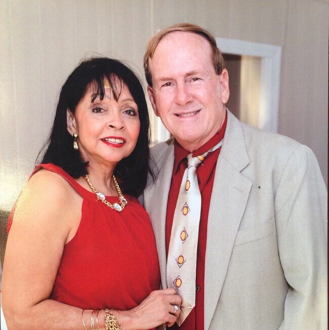 Nena Jones