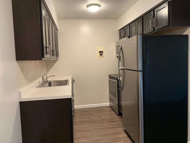 The Village on University, Peoria, IL 61614 - photo 5