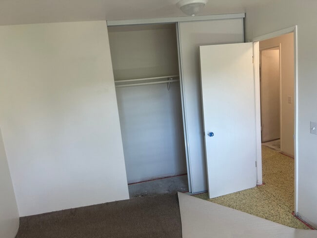 845 Normark Terrace unit 2, Vista, CA 92084 - photo 3