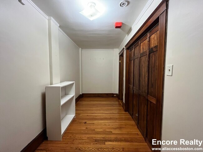 189 Summer St unit 3, Somerville, MA 02143 - photo 7
