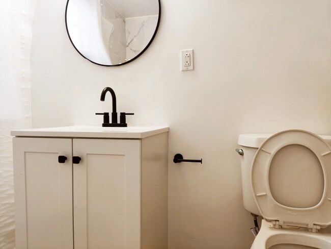 1516 Wilmar Rd, Cleveland, OH 44121 - photo 7