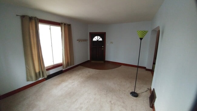 1016 Morrison Ave unit 1st, Saint Joseph, MI 49085 - photo 5