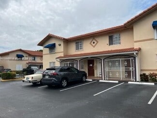 2258 W 74th St, Hialeah, FL 33016