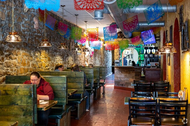 El Sol is serving up Mexican favorites in downtown Ottawa.