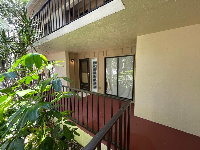 6450 Wild Oak Bay Blvd unit 6450 Wob, Bradenton, FL 34210 - photo 5