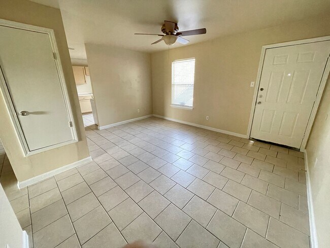 1705 Cedarhill Dr unit B, Killeen, TX 76543 - photo 3