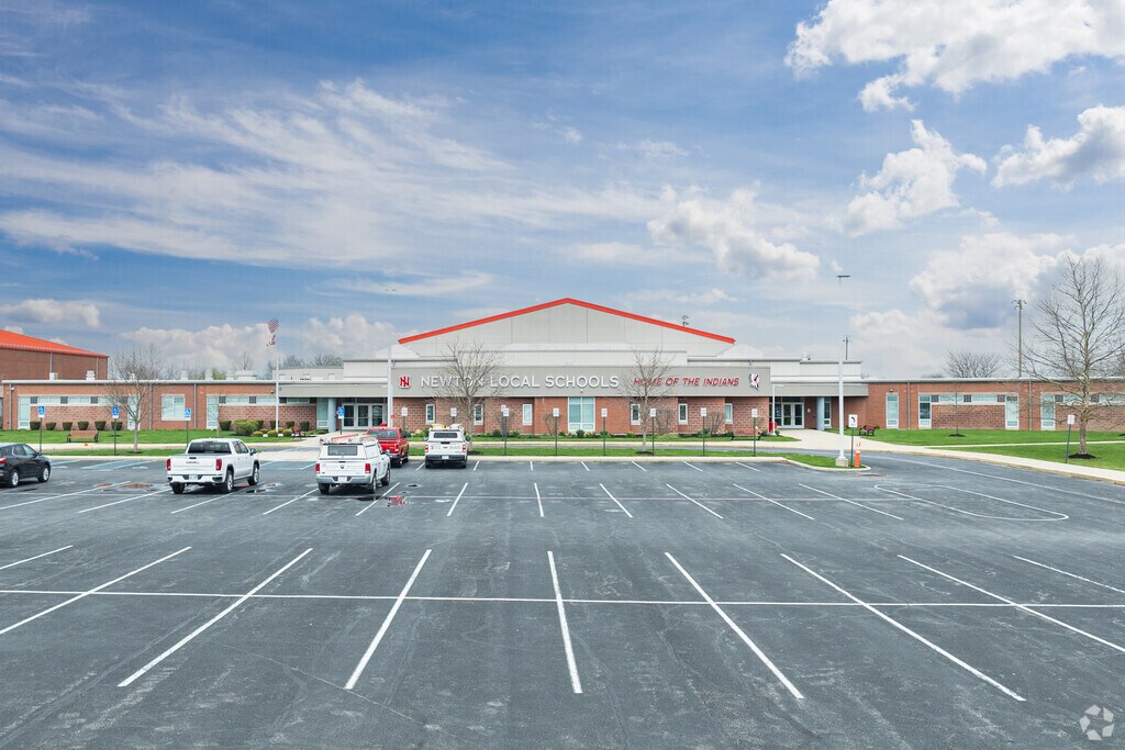 Newton High School is an above average public school in Pleasant Hill, Ohio.