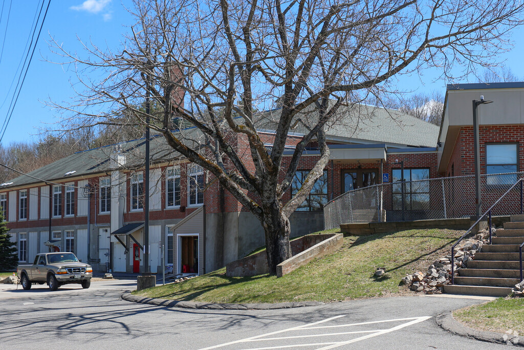 Eliot Elementary School is ranked #51 in Maine Elementary Schools