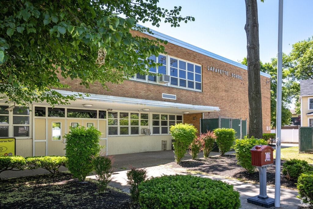 Lafayette Elementary School, in Bound Brook, NJ, serves students in grades 1-2.