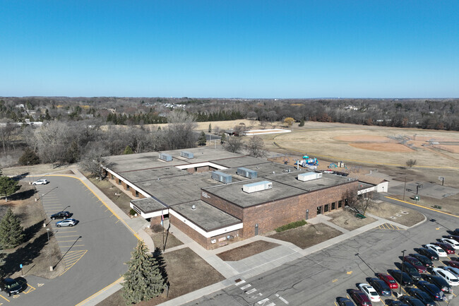 Dayton Elementary School has a great overall 'A-' grade on Niche.
