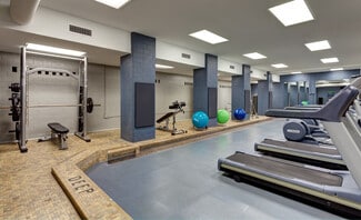 130 Brooke Ave, Norfolk, VA 23510