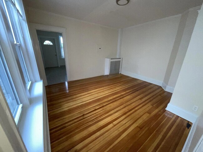 9 Barrows St unit 3, Allston, MA 02134 - photo 3