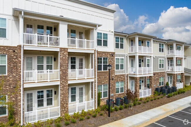 The Darnell, Norcross, GA 30093 - photo 3