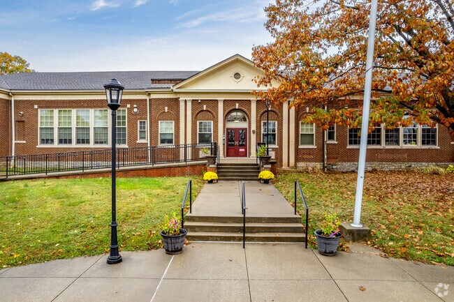 The student population of Russell Cave Elementary School is 240 and the school serves PK-5.