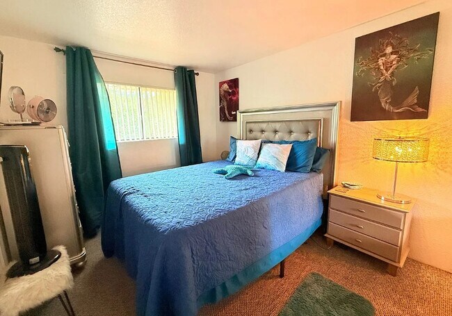 680 N Ashurst Ct unit 207, Palm Springs, CA 92262 - photo 6